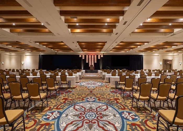 El Conquistador Tucson, A Hilton